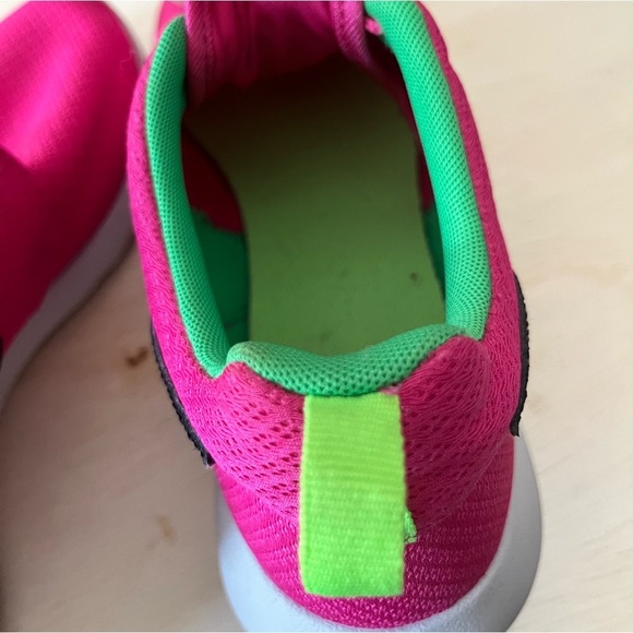 NIKE Roshe Run - Pink/White/Green Girls 7Y - Picture 7 of 16